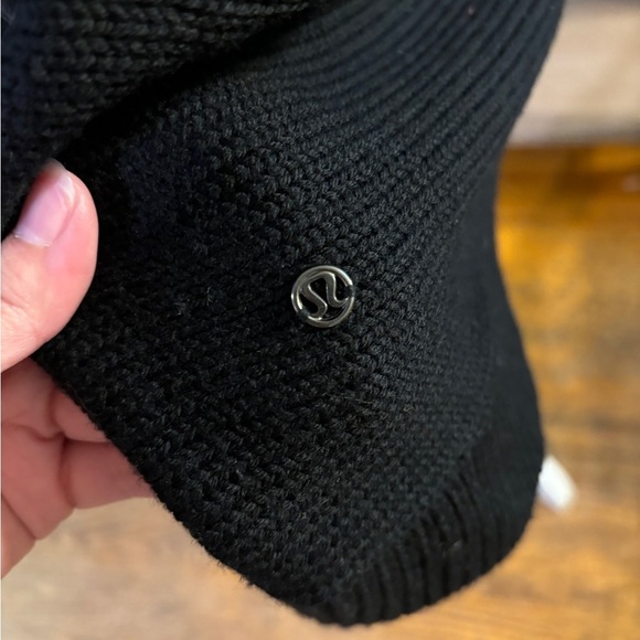 LuluLemon Wrap It Up Sweater - Picture 6 of 8